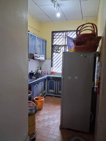 1-storey Terraced House for Sale in Taman Daya (Johor Bahru) - Chris Koh - Kitchen - PropertyGuru.com.my
