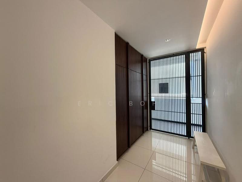 Service Residence for Sale at Beacon Executive Suites - Eric Boh - Entrance - PropertyGuru.com.my