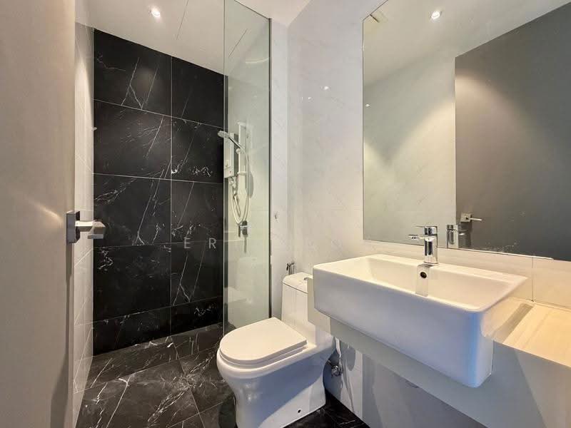 Service Residence for Sale at Beacon Executive Suites - Eric Boh - Bathroom - PropertyGuru.com.my