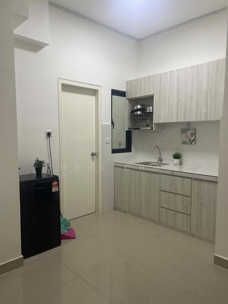 Kediaman Servis untuk Disewa di MKH Boulevard II - Chris Choo - Kitchen - PropertyGuru.com.my