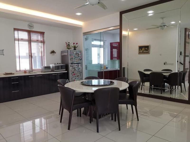 Bungalow House for Sale in Nusa Duta (Iskandar Puteri (Nusajaya)) - Agnes . - Kitchen - PropertyGuru.com.my