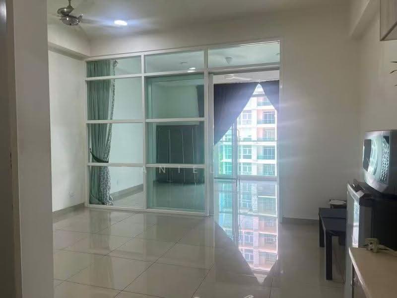 Kondominium untuk Disewa di Mutiara Ville - Daniel Je - Living Room - PropertyGuru.com.my