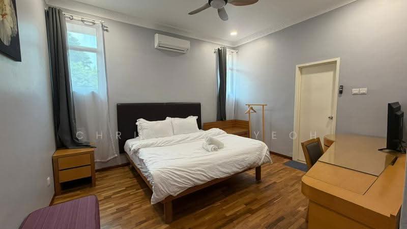 Bungalow House for Rent in Bandar Putra Kulai (Kulai) - Christina Yeoh - Bedroom - PropertyGuru.com.my