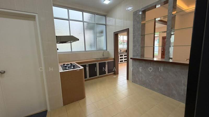 Bungalow House for Rent in Bandar Putra Kulai (Kulai) - Christina Yeoh - Kitchen - PropertyGuru.com.my