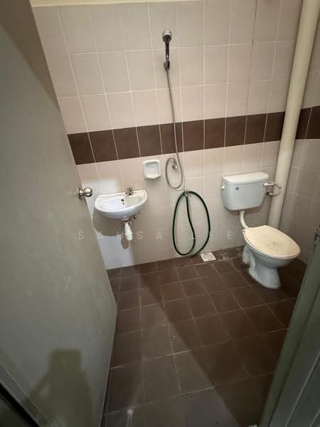Rumah Teres 1-Tingkat untuk Disewa di Pulai (Johor) - Sausa Lee - Bathroom - PropertyGuru.com.my