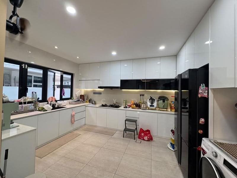 Semi-Detached House for Sale in Austin Heights (Tebrau) - Tracy Ong - Kitchen - PropertyGuru.com.my