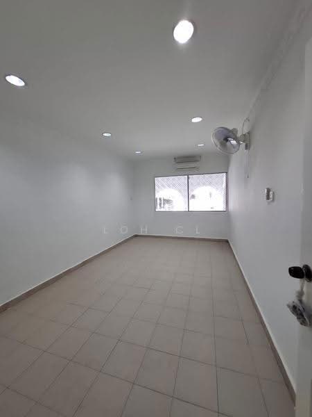 3-storey Terraced House for Sale in Batu Ferringhi (Penang) - Loh CL - Interior - PropertyGuru.com.my
