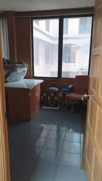 Shop / Office untuk Disewa di KL City Centre (Kuala Lumpur) - Franca Teh - Interior - PropertyGuru.com.my