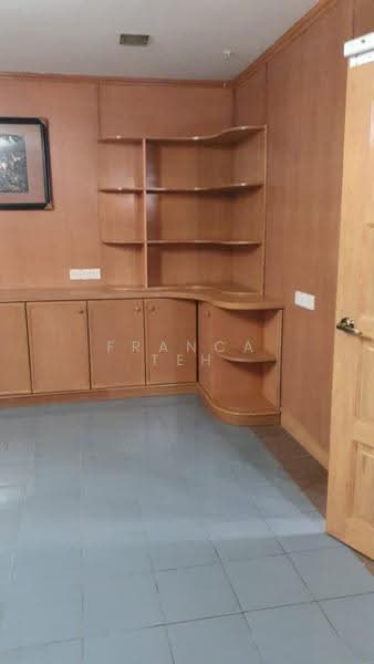 Shop / Office untuk Disewa di KL City Centre (Kuala Lumpur) - Franca Teh - Interior - PropertyGuru.com.my