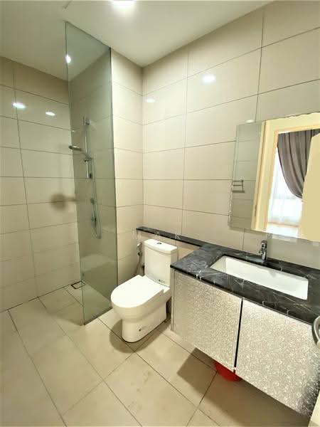 Kediaman Servis untuk Disewa di The Park Sky Residence - Mak Oliver - Bathroom - PropertyGuru.com.my