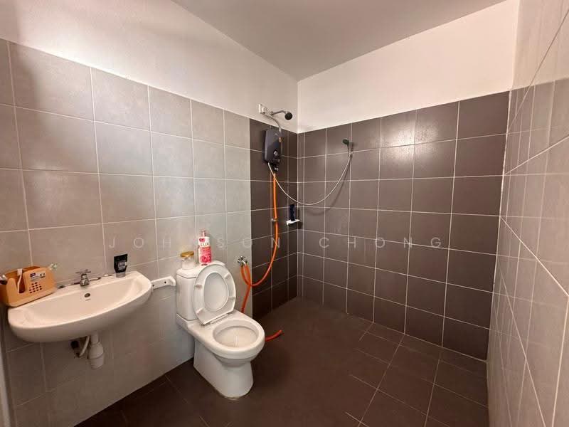 Rumah Kluster untuk Dijual di Kangkar Pulai (Skudai) - Johnson Chong - Bathroom - PropertyGuru.com.my