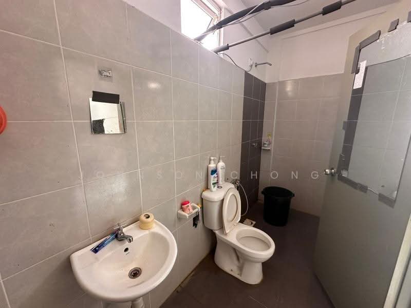 Rumah Kluster untuk Dijual di Kangkar Pulai (Skudai) - Johnson Chong - Bathroom - PropertyGuru.com.my