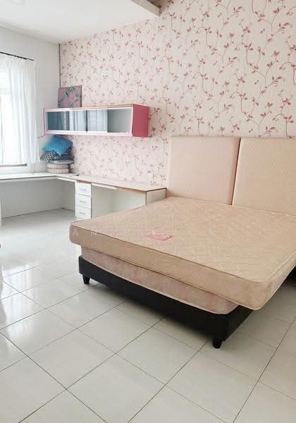 Rumah Berkembar untuk Dijual di Taman Kempas Utama (Tebrau) - Daniel Yong - Bedroom - PropertyGuru.com.my