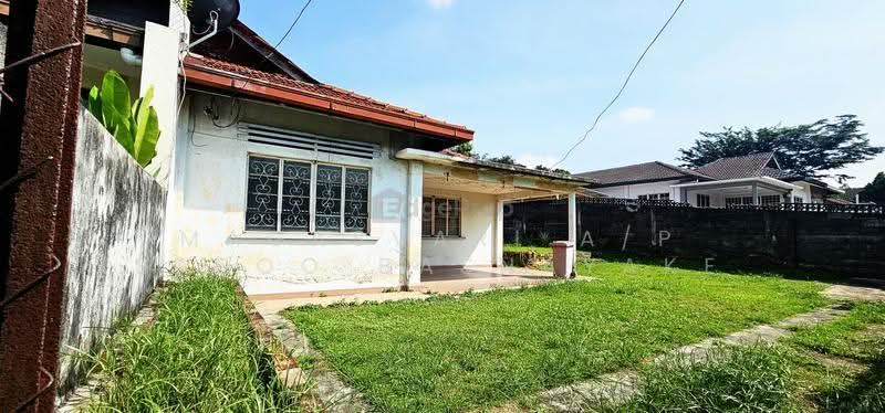 Rumah Berkembar untuk Dijual di Seksyen 6 (Petaling Jaya) - Magasvari A/P Saboo Basnayake - Exterior - PropertyGuru.com.my