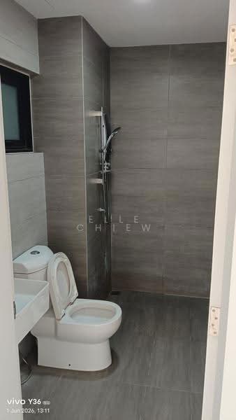 Kediaman Servis untuk Disewa di The Amber Residence @ TwentyFive.7 - Elle Chiew - Bathroom - PropertyGuru.com.my