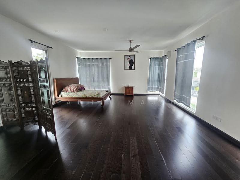 Bungalow House untuk Dijual di Shah Alam (Selangor) - Fadhil Majid - Bedroom - PropertyGuru.com.my
