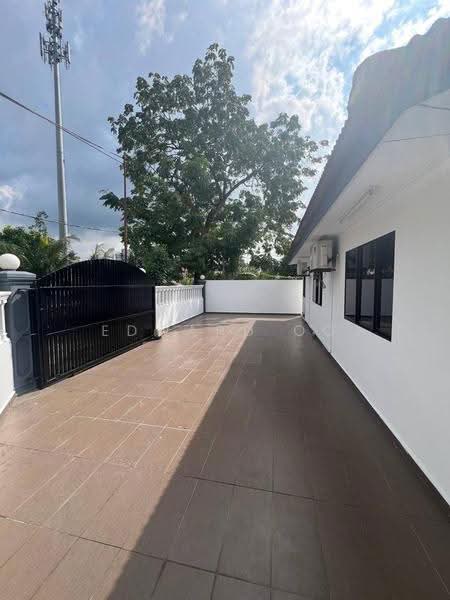 Rumah Teres 2-Tingkat untuk Dijual di Taman Megah Ria (Masai) - Edward Oo - Exterior - PropertyGuru.com.my