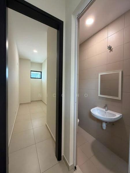 3-storey Terraced House for Sale in Senibong Cove (Masai) - Nico Ho - Corridor - PropertyGuru.com.my