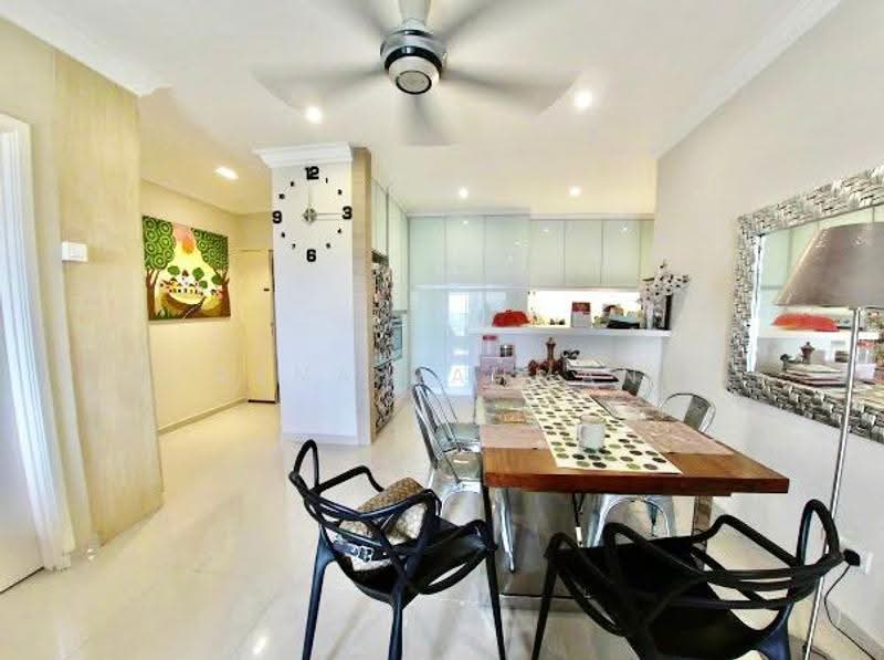 Kondominium untuk Dijual di Astana Lumayan - Rena Rahman - Dining Room - PropertyGuru.com.my