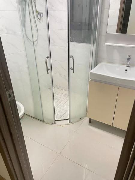 Apartment for Rent at Regalia Park @ Forest City - Nam YC - Bathroom - PropertyGuru.com.my