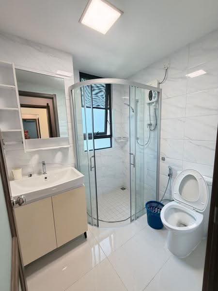 Condominium for Rent at Ataraxia Park @ Forest City - Nam YC - Bathroom - PropertyGuru.com.my