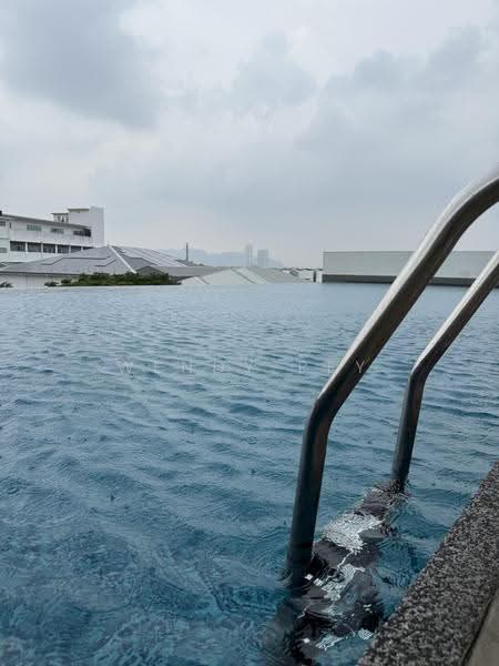 Kondominium untuk Dijual di Spectrum Residence (Alam Permai) - Wendy Pey - Pool - PropertyGuru.com.my