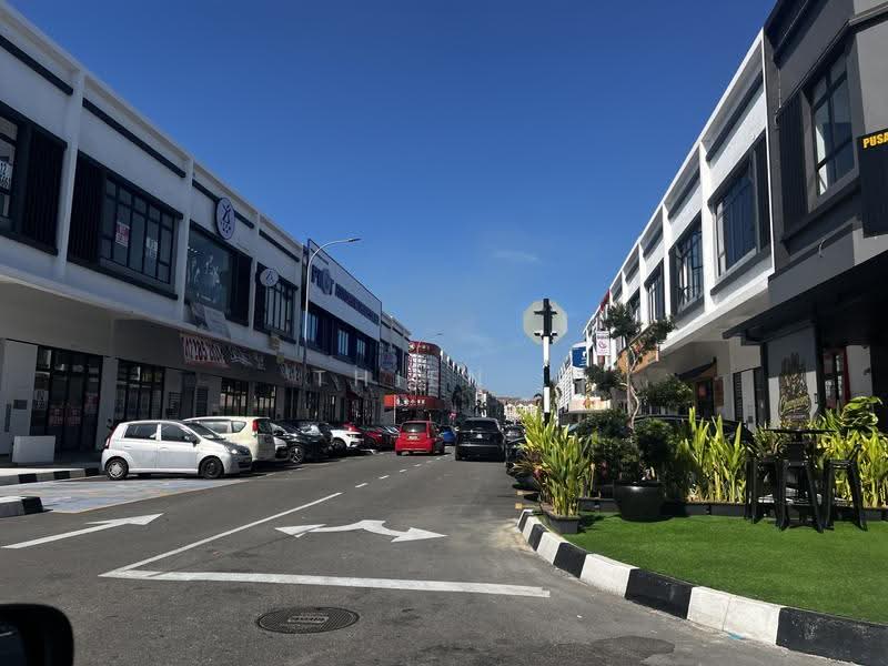 Shop / Office for Sale in Bandar Bukit Tinggi (Klang) - Thien . - Exterior - PropertyGuru.com.my