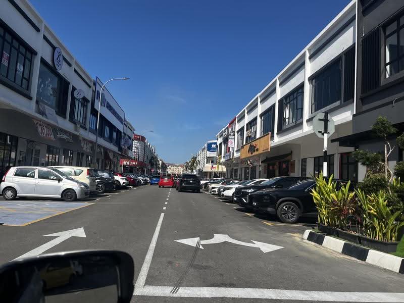 Shop / Office for Sale in Bandar Bukit Tinggi (Klang) - Thien . - Exterior - PropertyGuru.com.my