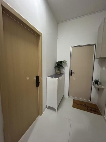 Kondominium untuk Disewa di Kings Bay @ Country Garden Danga Bay - Ray Wong - Entrance - PropertyGuru.com.my