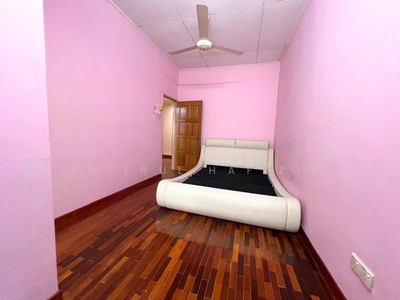 Terraced House for Sale in Kota Kemuning (Shah Alam) - Amierul Hafizie - Bedroom - PropertyGuru.com.my
