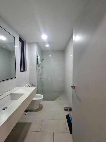Condominium for Sale at Vertu Resort - Loh CL - Bathroom - PropertyGuru.com.my