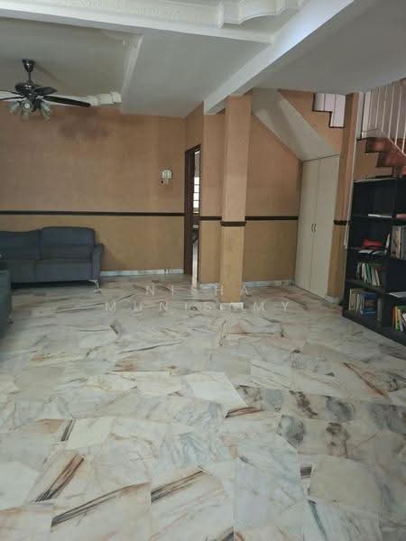 Rumah Teres untuk Dijual di Taman Kajang Impian (Kajang) - Nisha Munisamy - Living Room - PropertyGuru.com.my