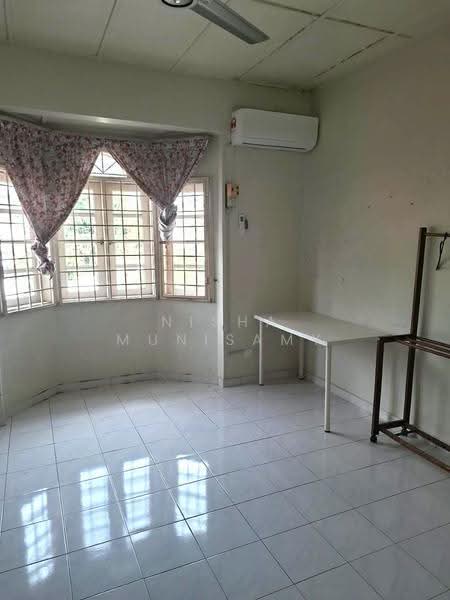 Rumah Teres untuk Dijual di Taman Kajang Impian (Kajang) - Nisha Munisamy - Interior - PropertyGuru.com.my