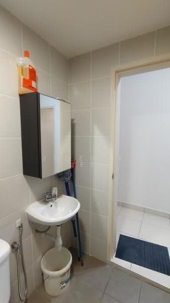 Pangsapuri untuk Dijual di Karisma @ Eco Majestic - Juneway Lee - Bathroom - PropertyGuru.com.my