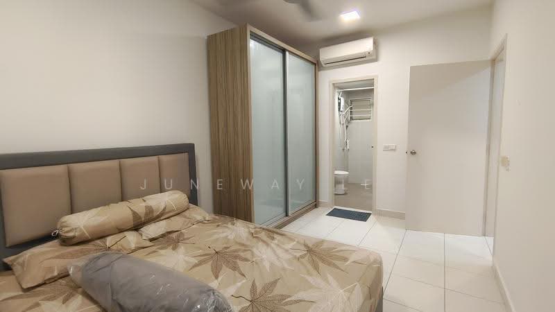 Pangsapuri untuk Dijual di Karisma @ Eco Majestic - Juneway Lee - Bedroom - PropertyGuru.com.my