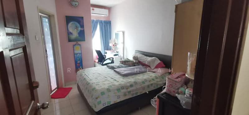 2.5-storey Terraced House for Sale in Taman Megah Kepong (Kepong) - Ryan Cheah - Bedroom - PropertyGuru.com.my