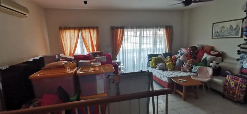 2.5-storey Terraced House for Sale in Taman Megah Kepong (Kepong) - Ryan Cheah - Living Room - PropertyGuru.com.my