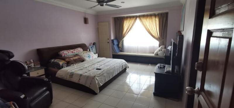 2.5-storey Terraced House for Sale in Taman Megah Kepong (Kepong) - Ryan Cheah - Bedroom - PropertyGuru.com.my