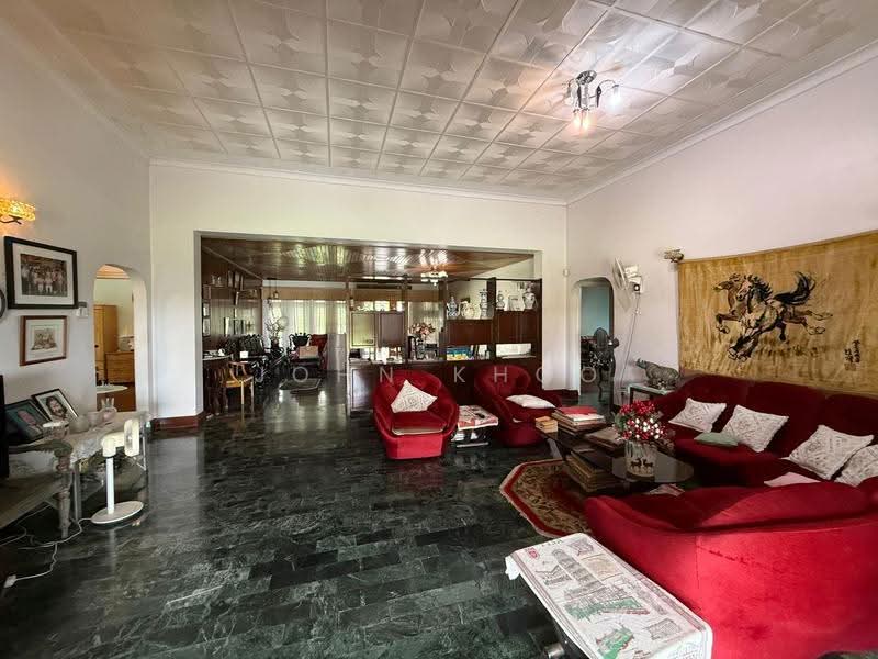 Bungalow House for Sale in Seremban (Negeri Sembilan) - John Khoo - Living Room - PropertyGuru.com.my