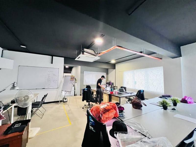 Shop / Office untuk Dijual di Ampang Hilir (Ampang) - BILYA ARIFF - Interior - PropertyGuru.com.my