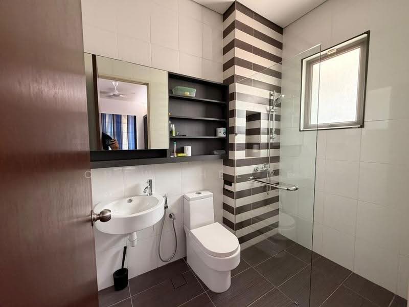 Semi-Detached House for Rent in East Ledang (Iskandar Puteri (Nusajaya)) - Chew Chee Yee - Bathroom - PropertyGuru.com.my