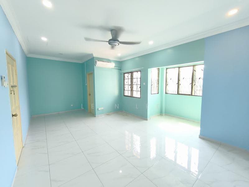Rumah Teres 2-Tingkat untuk Dijual di Bandar Puteri Puchong (Puchong) - Leon Lee - Living Room - PropertyGuru.com.my