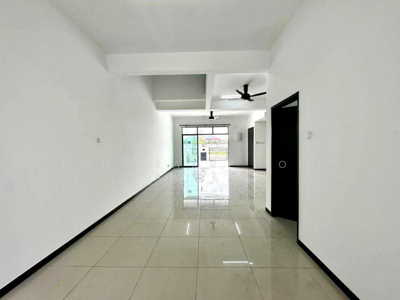 Rumah Teres 2-Tingkat untuk Dijual di Sungai Buloh (Selangor) - Mohd Zakri Mohd Zamberi - Interior - PropertyGuru.com.my