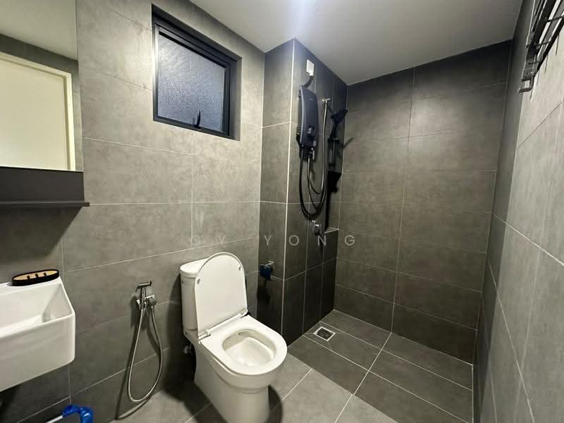 Kondominium untuk Disewa di D'Terra Residences - CY Yong - Bathroom - PropertyGuru.com.my