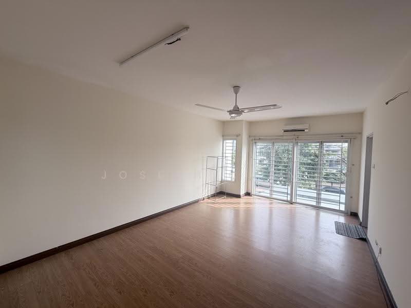 Terraced House for Sale in Alam Impian Ttdi (Shah Alam) - Joseph Chan - Living Room - PropertyGuru.com.my