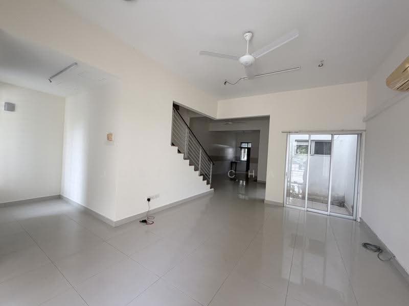 Terraced House for Sale in Alam Impian Ttdi (Shah Alam) - Joseph Chan - Living Room - PropertyGuru.com.my