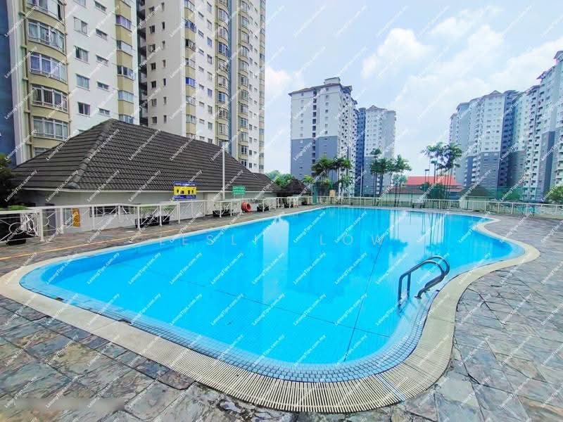 Kondominium untuk Dijual di Endah Regal Condominium - Leslie Low - Exterior - PropertyGuru.com.my