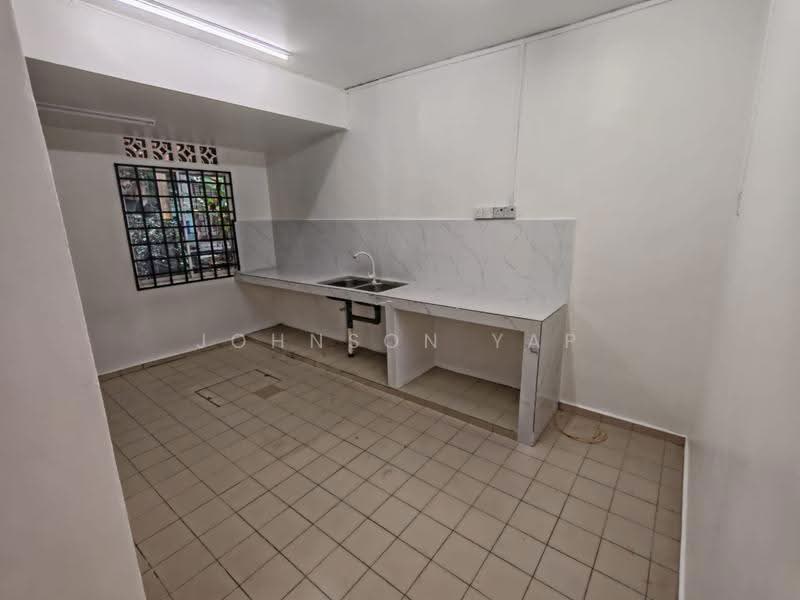 Rumah Teres untuk Dijual di Taman Kota Masai (Pasir Gudang) - Johnson Yap - Kitchen - PropertyGuru.com.my