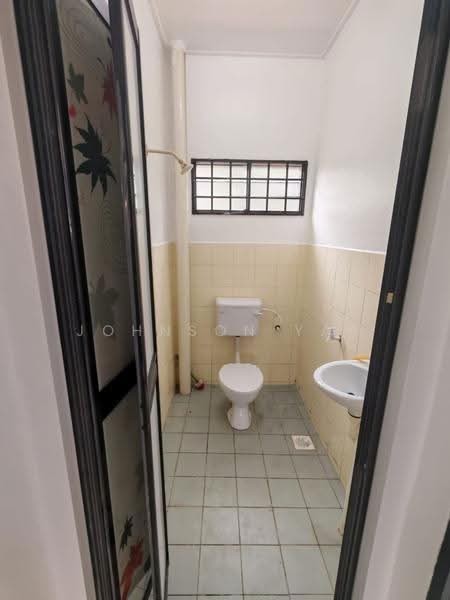 Rumah Teres untuk Dijual di Taman Kota Masai (Pasir Gudang) - Johnson Yap - Bathroom - PropertyGuru.com.my
