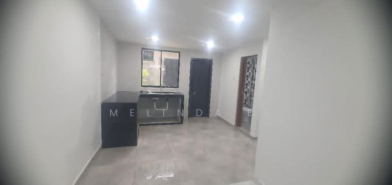 Rumah Teres 2-Tingkat untuk Dijual di Taman Air Biru (Pasir Gudang) - Melinda Ee - Kitchen - PropertyGuru.com.my